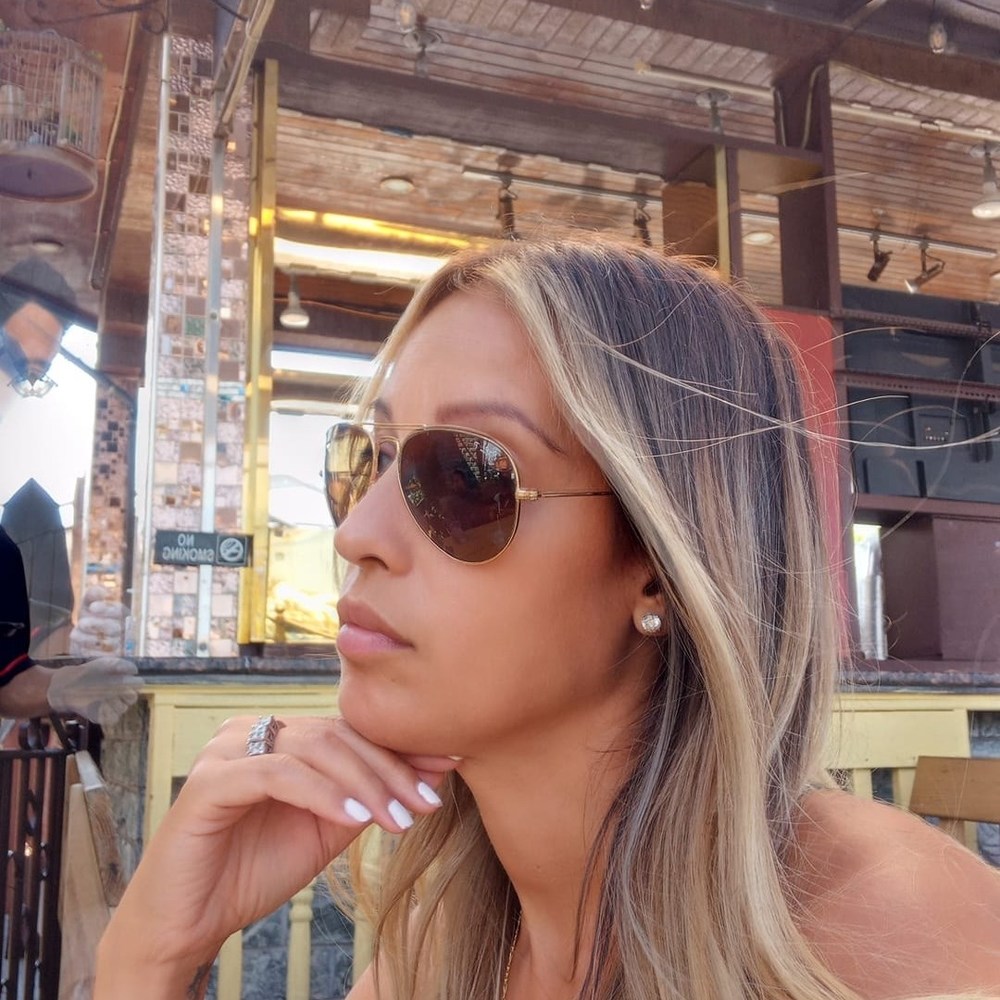 Meet your Posher, Jasmin